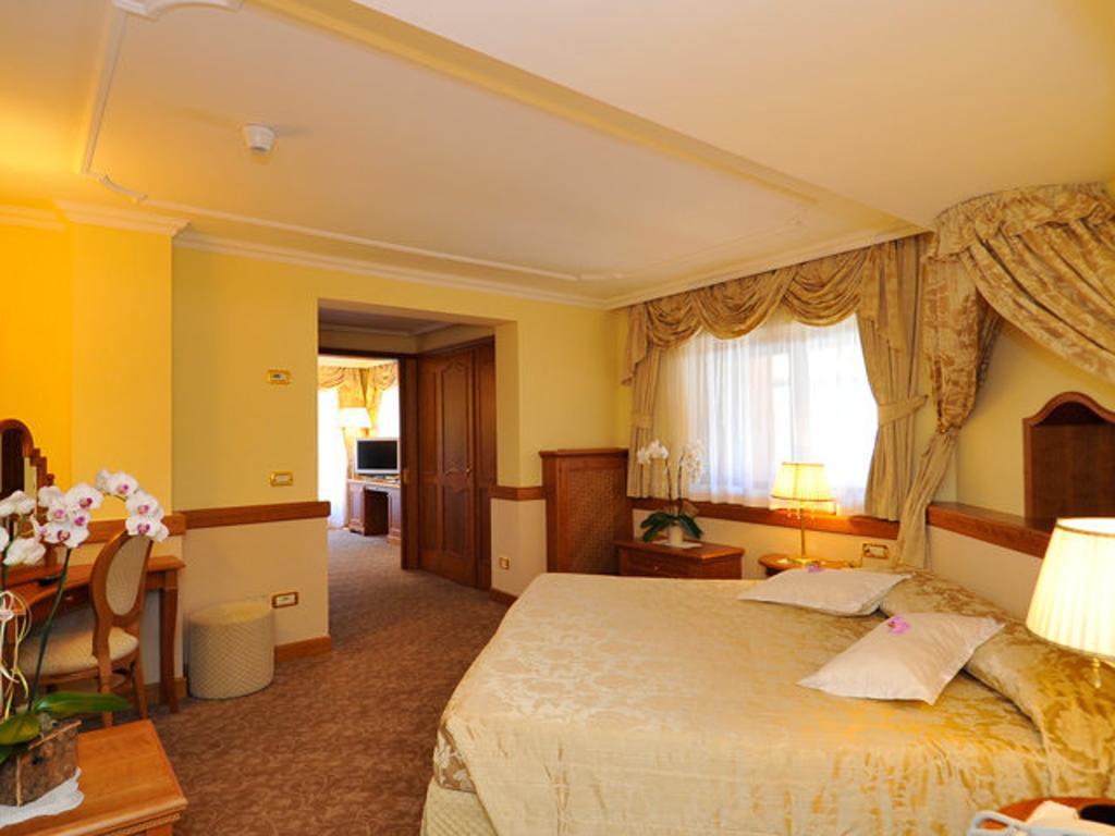 Lorenzetti 4*